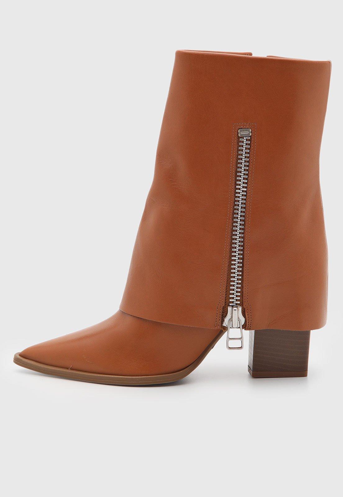 Bota Capa Feminina Arezzo Cano Médio Salto Bloco Marrom