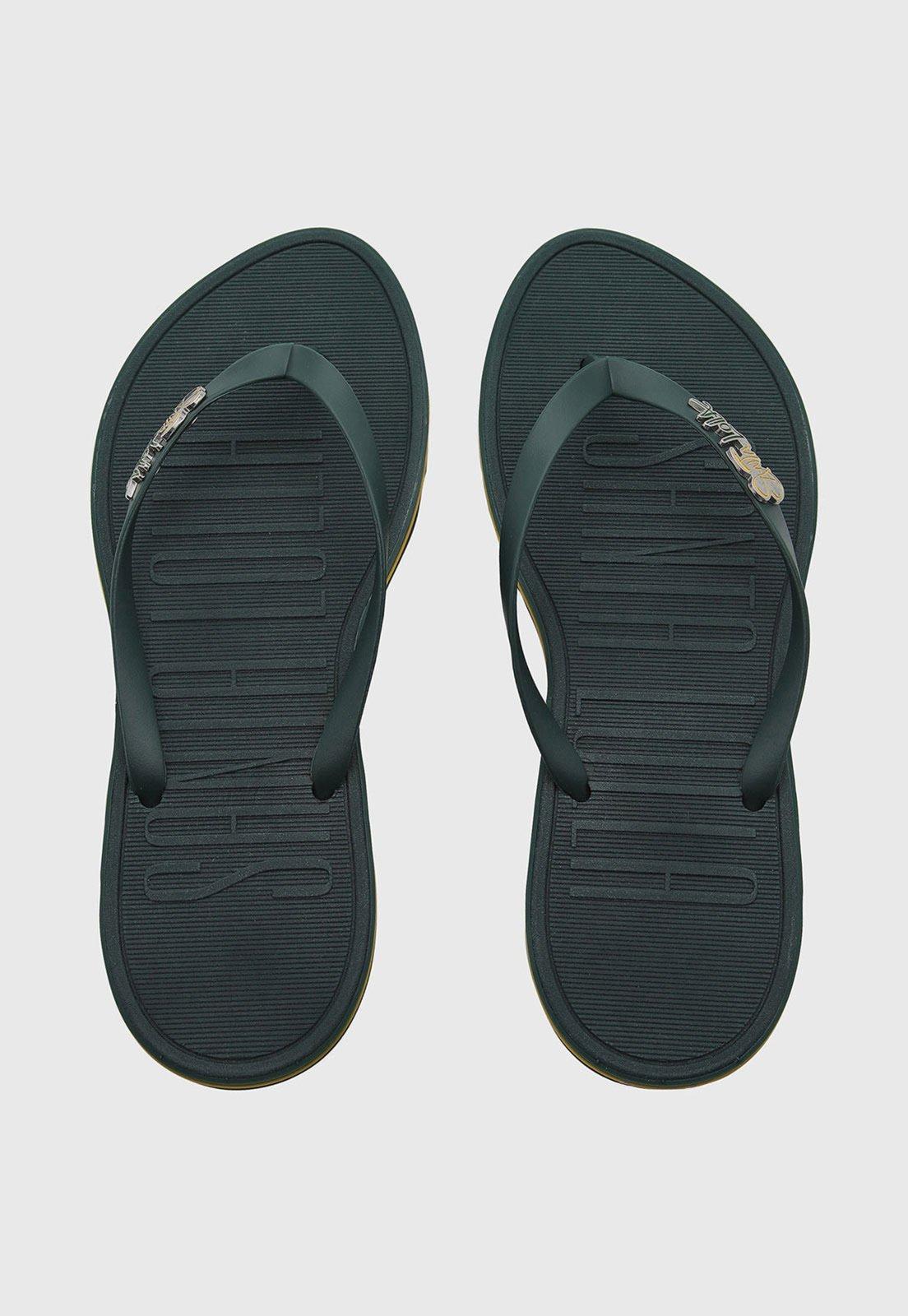 Chinelo Feminino Santa Lolla com Logo Metal Verde
